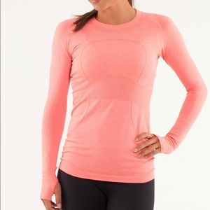 Lululemon Swiftly Tech Long sleeved top